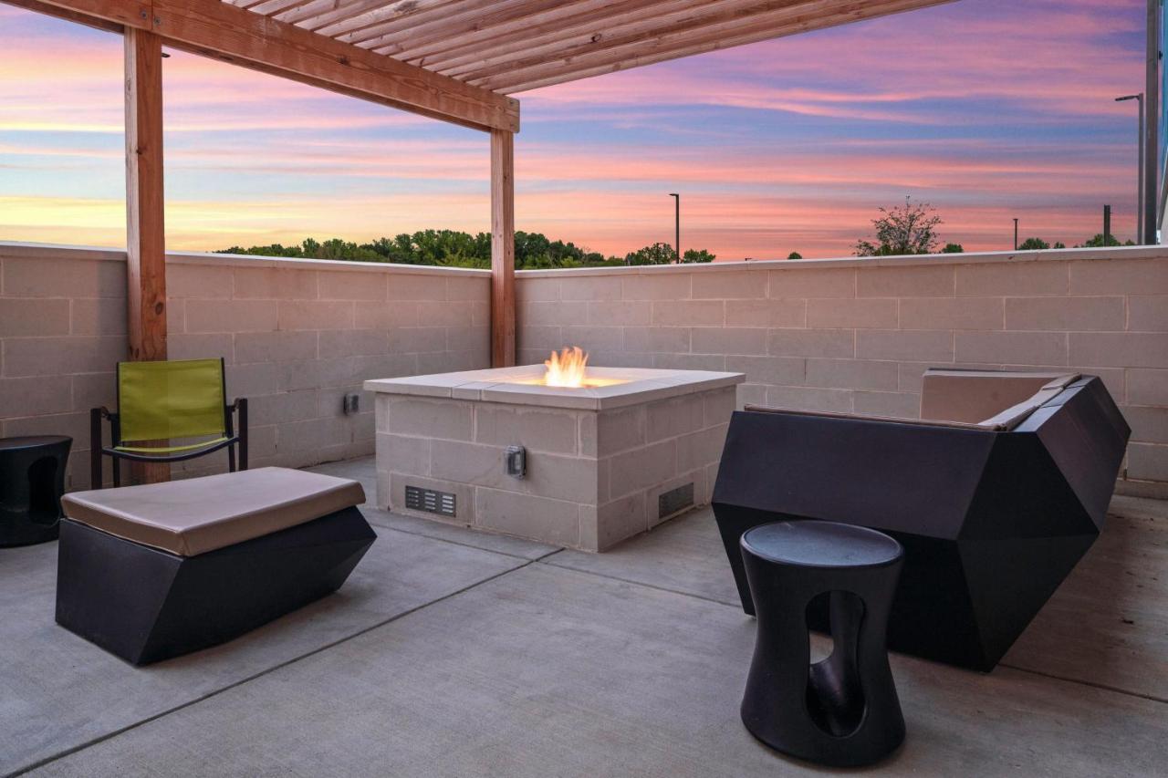 Springhill Suites By Marriott Charlotte Airport Lake Pointe Luaran gambar